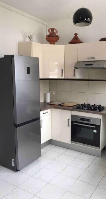 Haut De Maison Entierement Renove Avec Garage Carnoux-en-Provence Εξωτερικό φωτογραφία